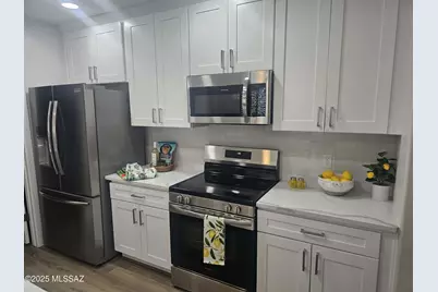 2020 E River Road #100, Tucson, AZ 85718 - Photo 6