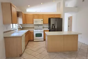8340 N Austin Nikolas Ct, Tucson, AZ 85704 - Photo 6