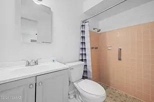 6866 E David Dr, Tucson, AZ 85730 - Photo 14