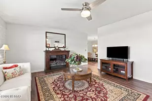 14 Calcite Dr, Tucson, AZ 85745 - Photo 8