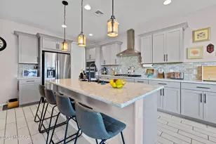 9789 E Miller Peak Trl, Tucson, AZ 85747 - Photo 14