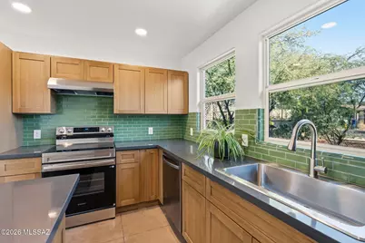 822 W Green Street, Tucson, AZ 85745 - Photo 12