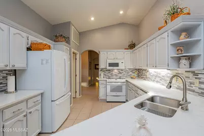 38243 S Golf Course Drive, Tucson, AZ 85739 - Photo 14