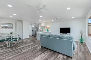 210 W Matterhorn St, Tucson, AZ 85737 - Photo 8