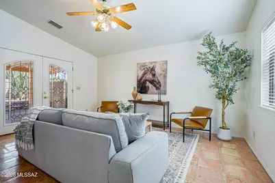 9801 E Prospect Lane, Tucson, AZ 85749 - Photo 12