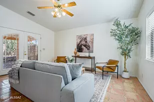 9801 E Prospect Ln, Tucson, AZ 85749 - Photo 12