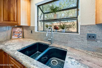 9801 E Prospect Lane, Tucson, AZ 85749 - Photo 10