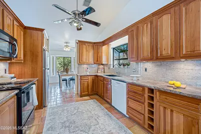 9801 E Prospect Lane, Tucson, AZ 85749 - Photo 8