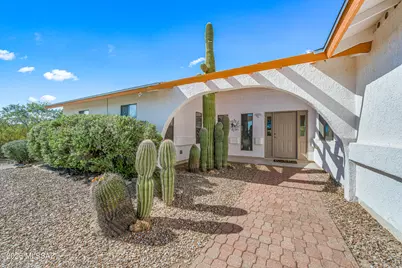 9801 E Prospect Lane, Tucson, AZ 85749 - Photo 2