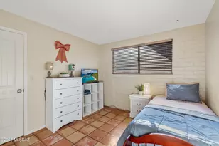 442 N Bull Run Dr, Tucson, AZ 85748 - Photo 10