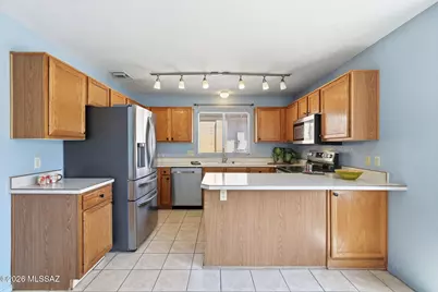 8201 N Tammeron Court, Tucson, AZ 85741 - Photo 8