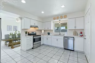 812 N Douglas Ave, Willcox, AZ 85643 - Photo 6