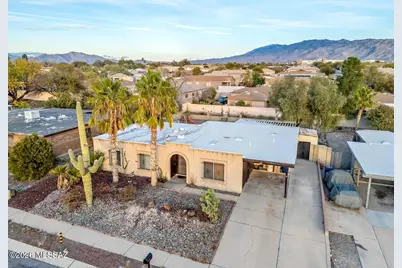 2191 S Sunburst Drive, Tucson, AZ 85748 - Photo 2