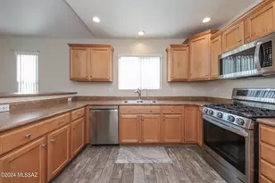 10457 E Oakbrook St, Tucson, AZ 85747 - Photo 14