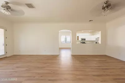 6517 W Castle Pines Way, Tucson, AZ 85757 - Photo 12