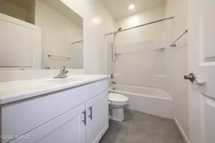 4882 E Greenway Wash Dr, Tucson, AZ 85706 - Photo 16