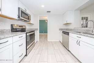 7620 E Linden St, Tucson, AZ 85715 - Photo 8