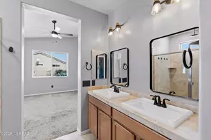 11076 W Fountain View Dr, Marana, AZ 85653 - Photo 32
