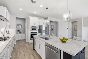 9488 N Mirage Sky Ct, Oro Valley, AZ 85742 - Photo 18