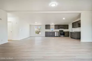 2165 N Halo Dr, Tucson, AZ 85743 - Photo 8