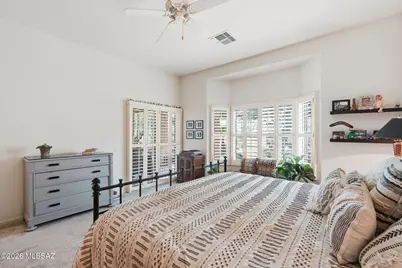13637 N Gold Cholla Place, Marana, AZ 85658 - Photo 12