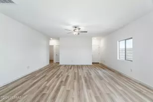 13322 N Cypress Gdns Dr, Marana, AZ 85653 - Photo 4
