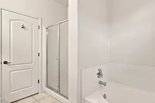 8005 N Iron Ridge Dr, Tucson, AZ 85743 - Photo 24