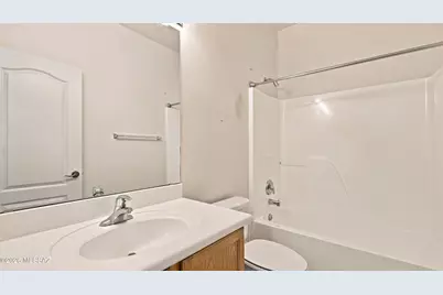 8005 N Iron Ridge Drive, Tucson, AZ 85743 - Photo 14