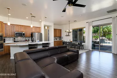 1544 W Soft Breeze Court, Oro Valley, AZ 85737 - Photo 10