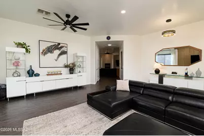 1544 W Soft Breeze Court, Oro Valley, AZ 85737 - Photo 4