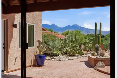 2041 W VÃ­a Del Picamaderos, Green Valley, AZ 85622 - Photo 2