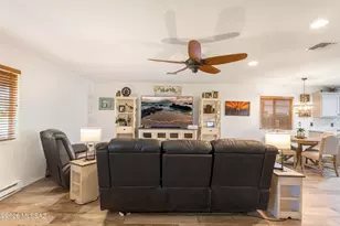 9009 S Oakridge Dr, Hereford, AZ 85615 - Photo 18