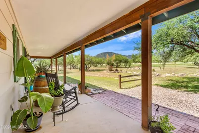 9009 S Oakridge Drive, Hereford, AZ 85615 - Photo 8