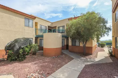 3690 N Country Club Road #1040, Tucson, AZ 85716 - Photo 2