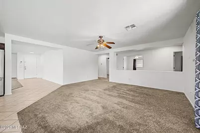 8261 N Stonehill Drive, Tucson, AZ 85743 - Photo 10