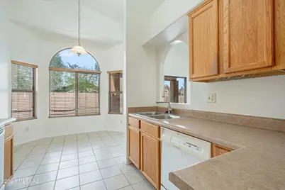 6158 W Sandburg Court, Tucson, AZ 85743 - Photo 6