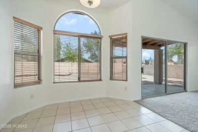 6158 W Sandburg Court, Tucson, AZ 85743 - Photo 4