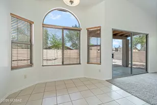 6158 W Sandburg Ct, Tucson, AZ 85743 - Photo 4