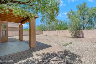 6158 W Sandburg Court, Tucson, AZ 85743 - Photo 2