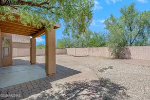 6158 W Sandburg Ct, Tucson, AZ 85743 - Photo 2