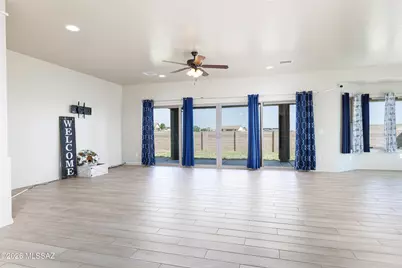6647 E Big Spur Circle, Hereford, AZ 85615 - Photo 6