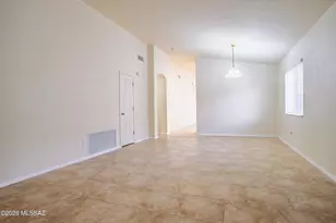 13271 N Lost Artifact Ln, Oro Valley, AZ 85755 - Photo 10