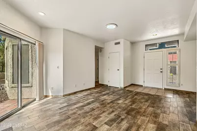 7130 E Crystal Mist Drive, Tucson, AZ 85750 - Photo 4