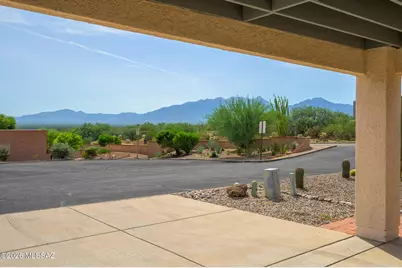 992 W Camino Del Arrendajo, Green Valley, AZ 85622 - Photo 2
