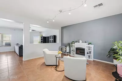 887 W Vuelta Granadina, Sahuarita, AZ 85629 - Photo 6