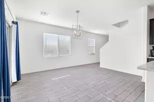 7801 S Walnutview Dr S, Tucson, AZ 85757 - Photo 10