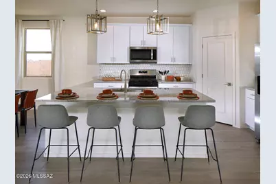 8013 S Walnutview Drive, Tucson, AZ 85757 - Photo 2