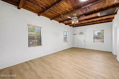 518 S Longfellow Avenue, Tucson, AZ 85711 - Photo 8