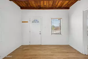518 S Longfellow Ave, Tucson, AZ 85711 - Photo 6