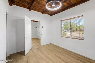 518 S Longfellow Avenue, Tucson, AZ 85711 - Photo 30